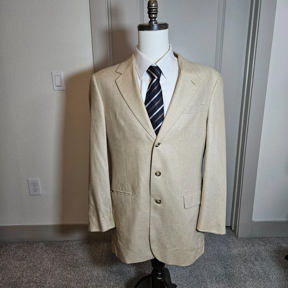 Jos‎ A Bank Sport Coat Jacket Suit Blazer Men 42L 100% Silk Beige 3-Btn